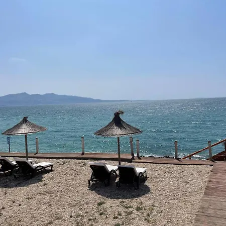 B&g Vandrarhem Sarandë